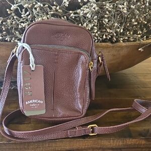 NWT/ American Leather Cleveland Mini Xbody / Cordovan